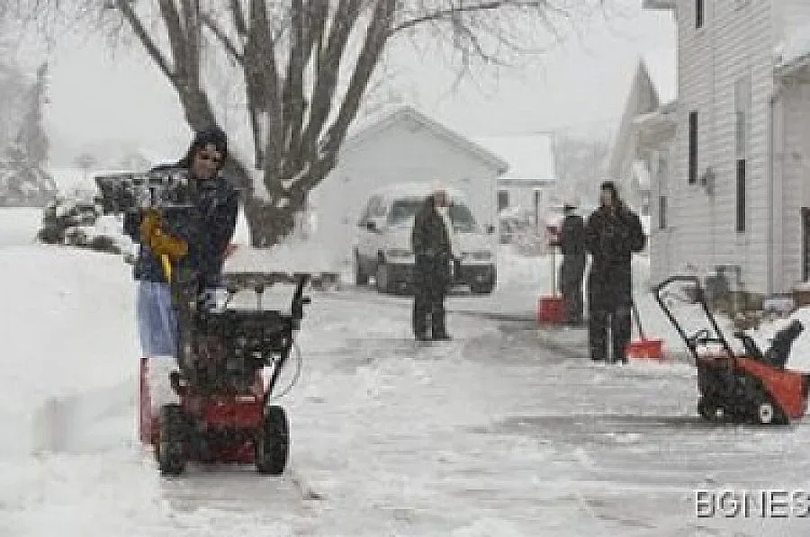 Снежните бури взеха 7 жертви в САЩ