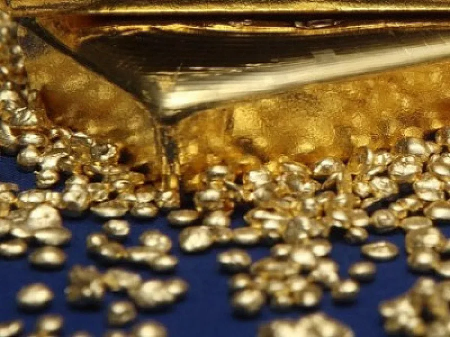 Купуваме злато от машини и онлайн