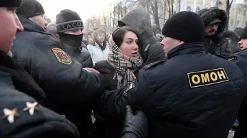 Арести в Москва заради закона за осиновяване