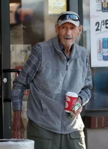 Тази икона на Холивуд стана на 94 години!