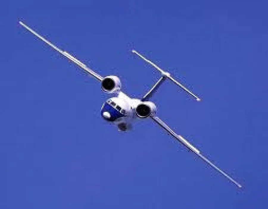 27 загинаха в катастрофа с военен самолет