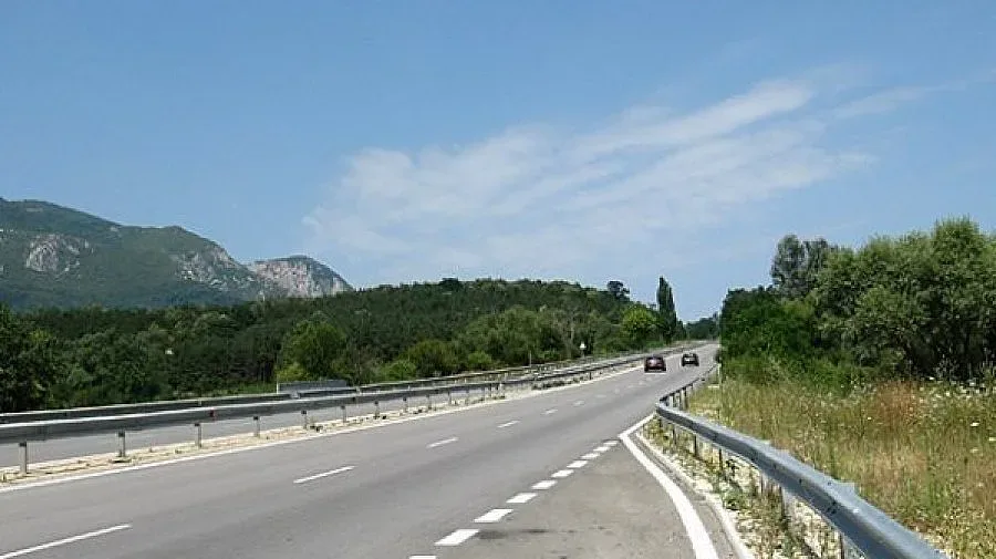 Мъж изгоря в катастрофа край Симитли