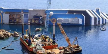 Обвиниха капитана на "Коста Конкордия" за смъртта на 32-ма