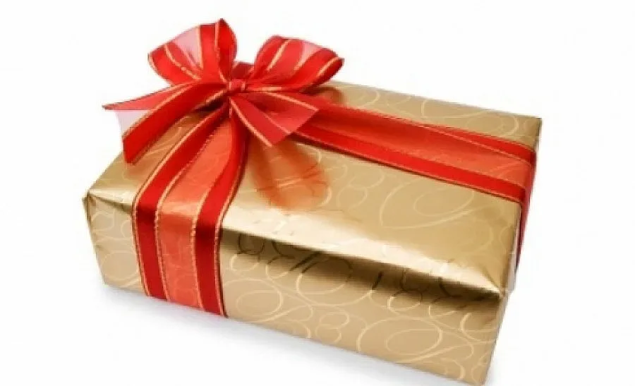 1000 в нужда с подаръци за Коледа