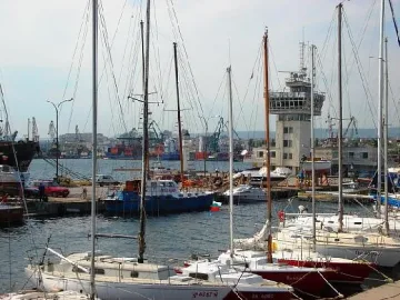 Порт Варна работи и в Новогодишната нощ