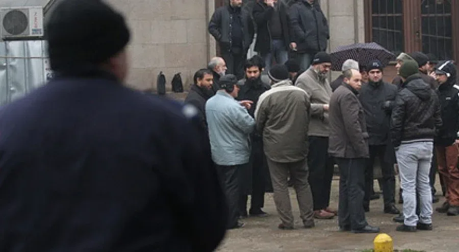 Войводи си бръснаха брадите
