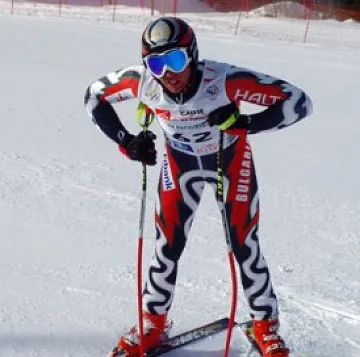 Никола Чангоров е 14-и в старт за ФИС в Канада