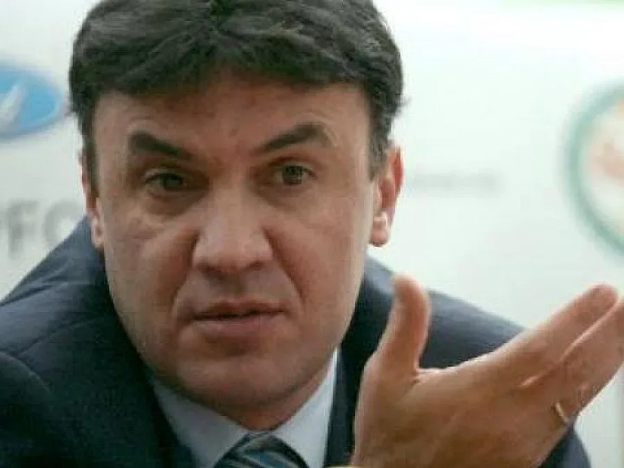 Шефовете на УЕФА в София напролет