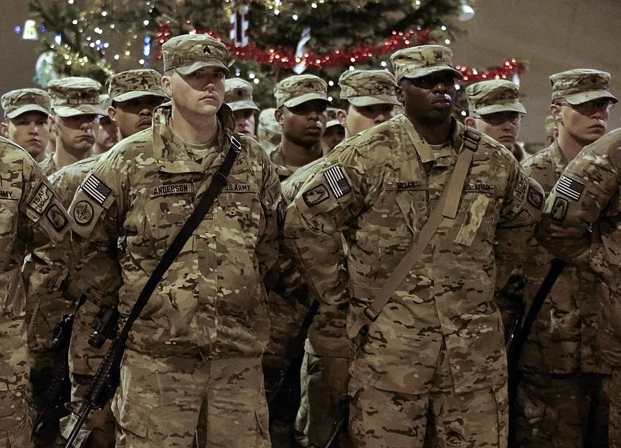 Искат смърт за редник, убил 16 афганистанци