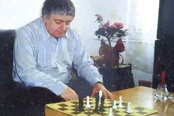 Напусна ни велик шахматист. Гений, но беден и забравен