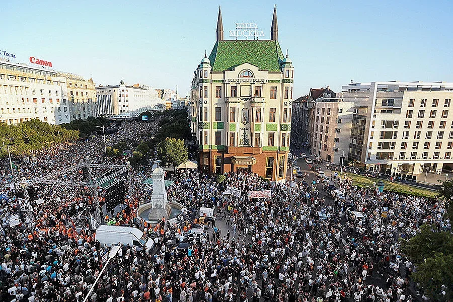 Цветна революция в Сърбия? Вучич обяви какво следва