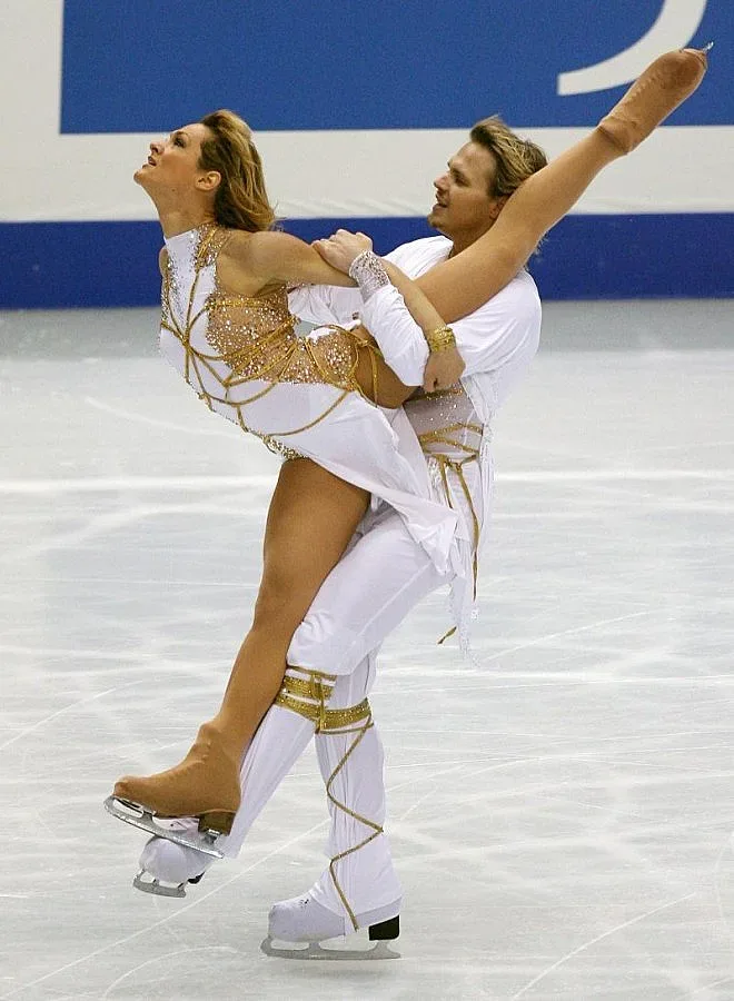 Албена и Максим се пързалят пред Путин