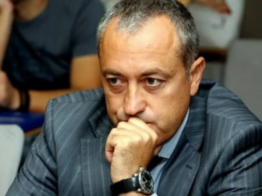 Девет управници пред Темида за рушвети