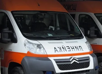 Дете бере душа от глад