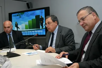 Бизнесът чака по-свирепа криза