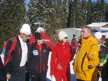 Пампорово се пука по шевовете от 15 000 скиори