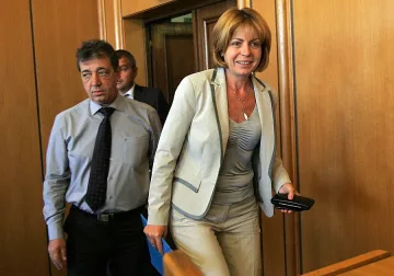 Пускат метро до летището