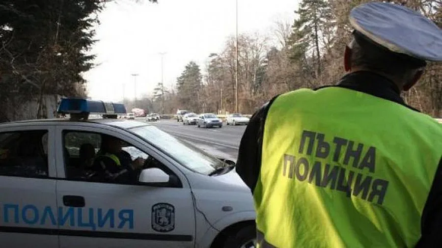 Пиян съдия се блъсна на кръстовище