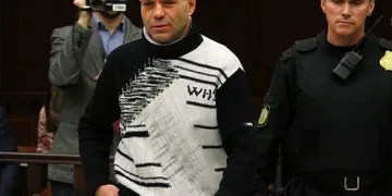 Осъдиха на 11 г. затвор убиеца на Политковская