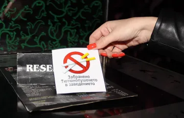 Кръчмите няма да вадят пепелниците