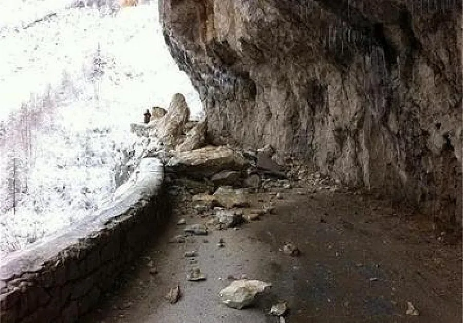 Отпушиха пътя до Ягодина