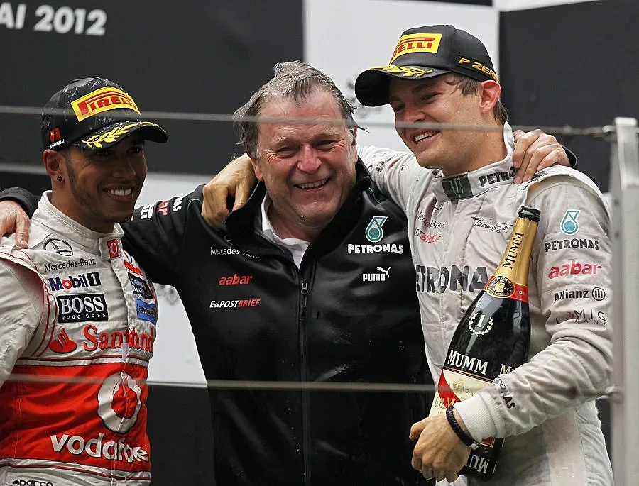 Шефът на "Мерцедес" във Формула 1 напуска