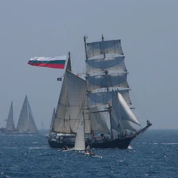 Пускат карта за юбилея на морското ни корабоплаване