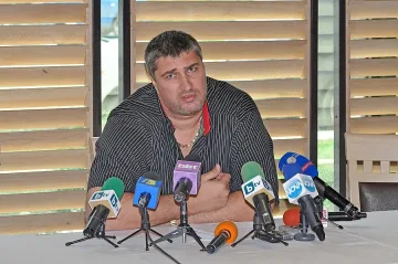 Любо Ганев прави волейболно тв шоу