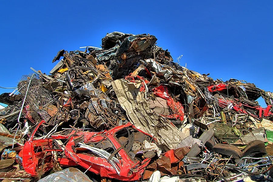 Наглец продаде за скрап чужда барака