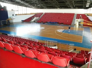 Зала "Христо Ботев" лъсва срещу 1 млн. лева