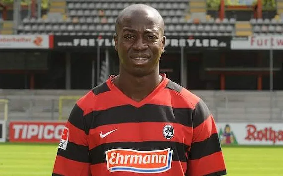 Германци бият шута на Дембеле