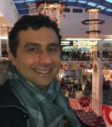 Наш Остап Бендер се цани срещу $25 хил. в Русия