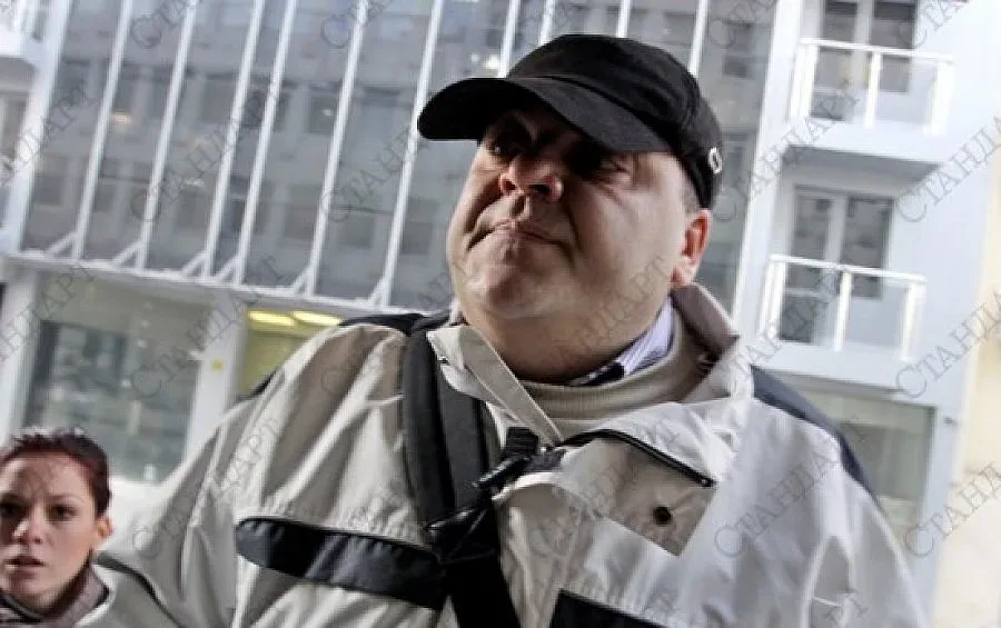 Не пускат Чеци от ареста