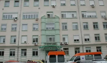 Ампутираха дясната ръка на 19-годишен  