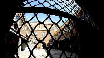 Рекорд: 232 журналисти  в затворите