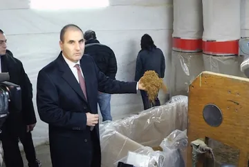 Разбиха цигарената мрежа на Поршето