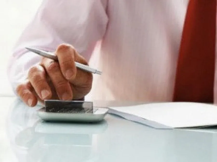 Мудните чиновници по-голям бич от корупцията