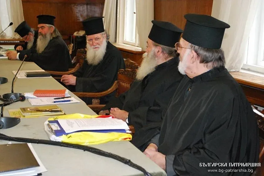 Владиците решават за Инокентий