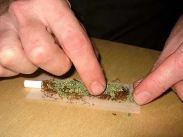 Хванаха общинар с дрога