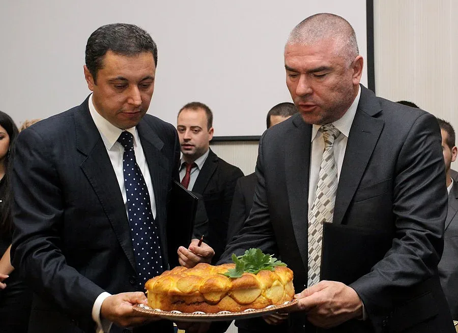 Марешки и Яне се скараха заради съдия   
