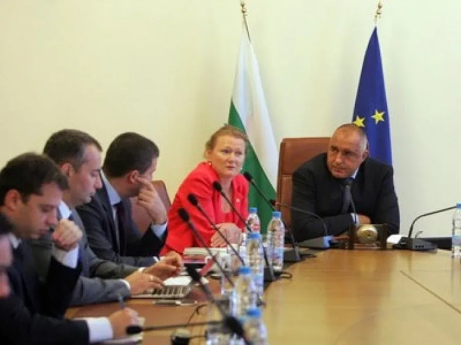 Кабинетът взе пет решения без заседание