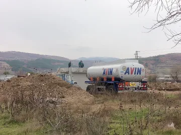 Нелегална бензиностанция подбива цените