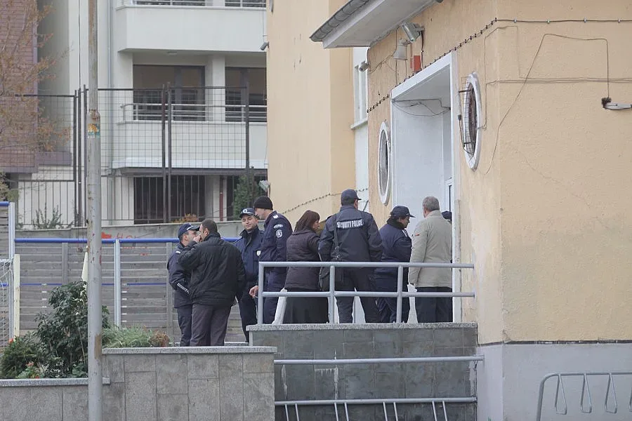 Нова бомба в училище