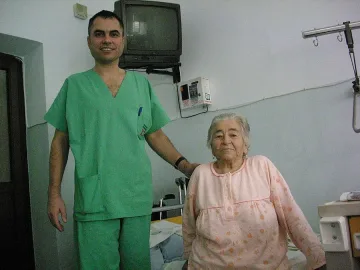 Правят кост от биометал