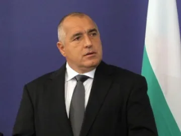 Кабинетът се изнася в Гърция