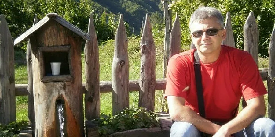 Откриха бизнесмен с куршум в главата