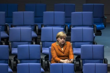 Преизбраха Меркел за партиен лидер