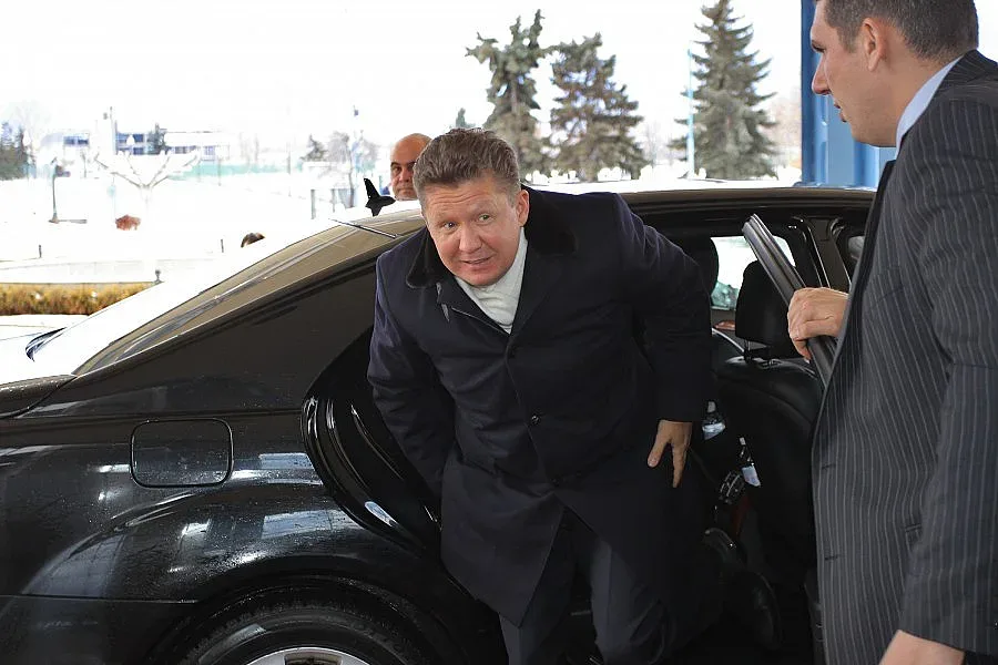 "Газпром" налива пари и в "Анталия"