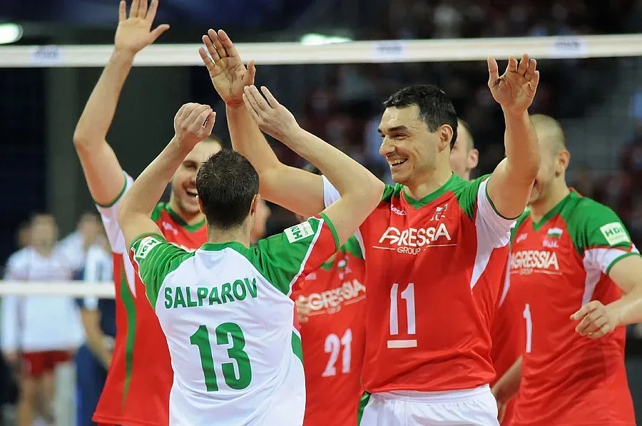 Почваме с Франция в Световната лига