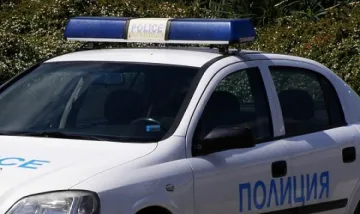 Мъж крие 3 бона в камера на хладилник